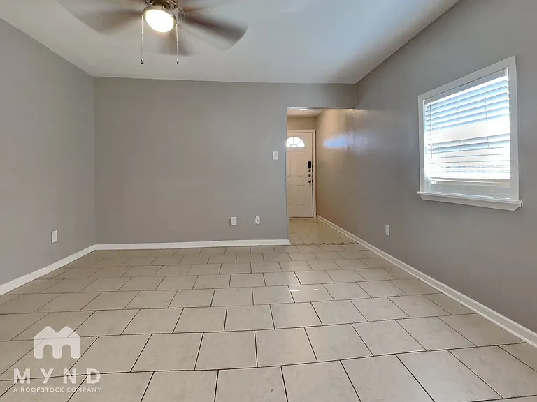 1302 Cardinal Dr #A — Photo 4