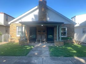 5609 N Magnolia Ave, Saint Louis, MO