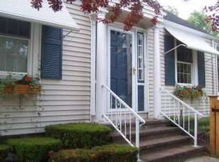 961 Brayton Point Rd, Somerset, MA 02725