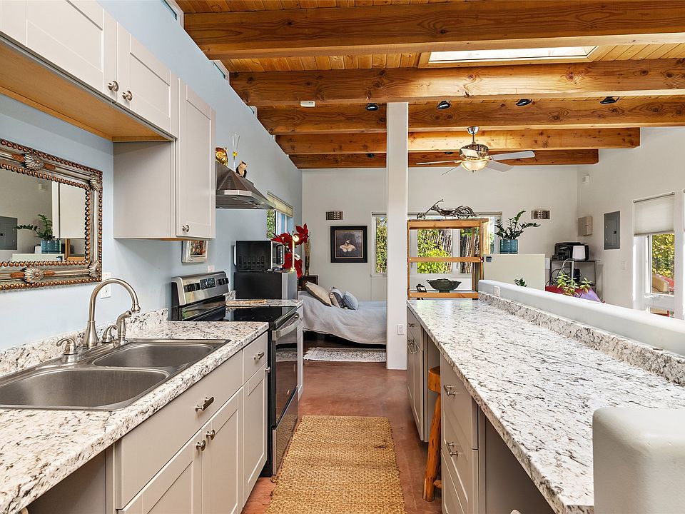 1st image of 141 Sereno Dr