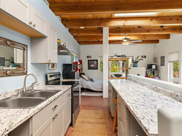 141 Sereno Dr, Santa Fe, NM 87501