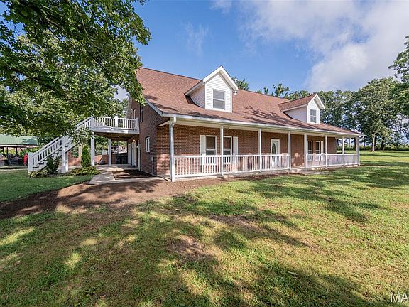 2nd image of 1115 County Road 754