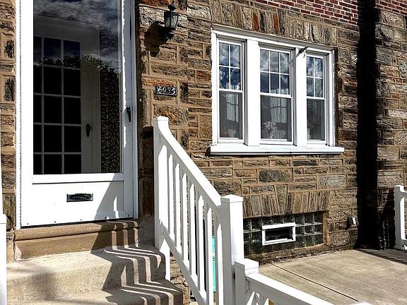 2nd image of 6935 Lynford St