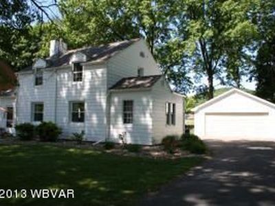 1521 Elmira St, Williamsport, PA, 17701