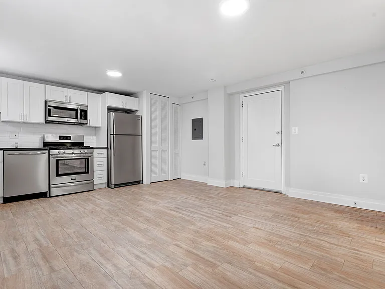 3101 Sherman Ave NW #104 — Photo 4