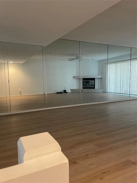 2 bed, 2.5 bath, 1475 sqft, $3,000 — Photo 4