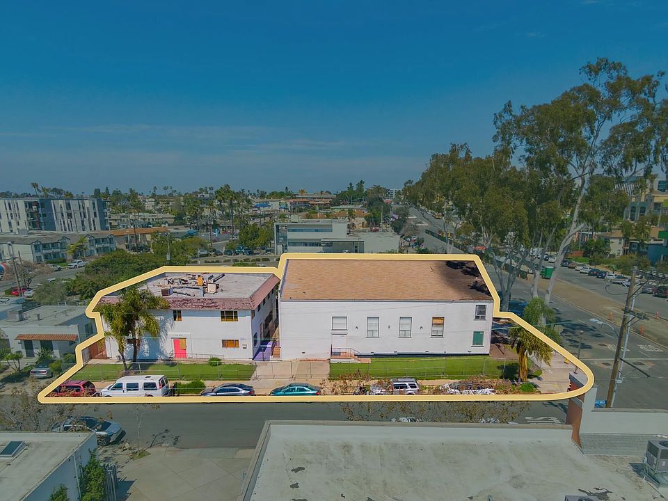 2nd image of 3922 Normal St