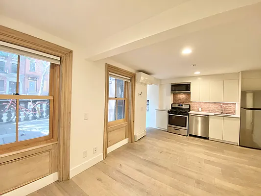 Rented by Corcoran | media 17