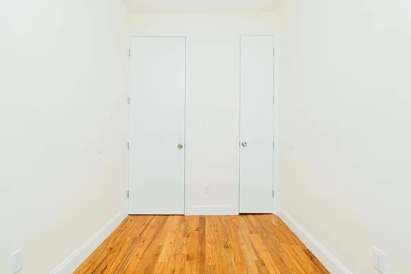 Rented by Nooklyn NYC LLC | media 26