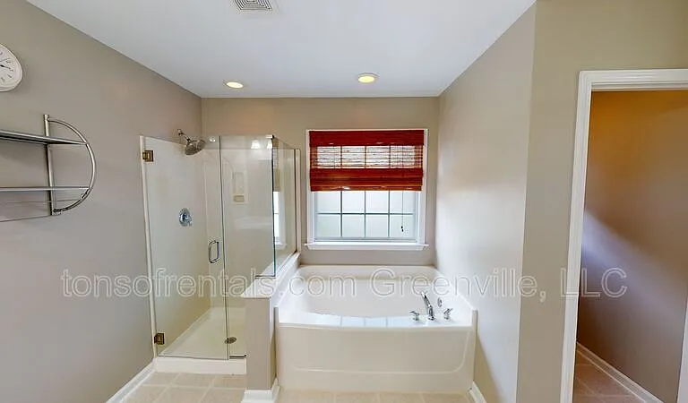 210 Grimes Dr — Photo 14