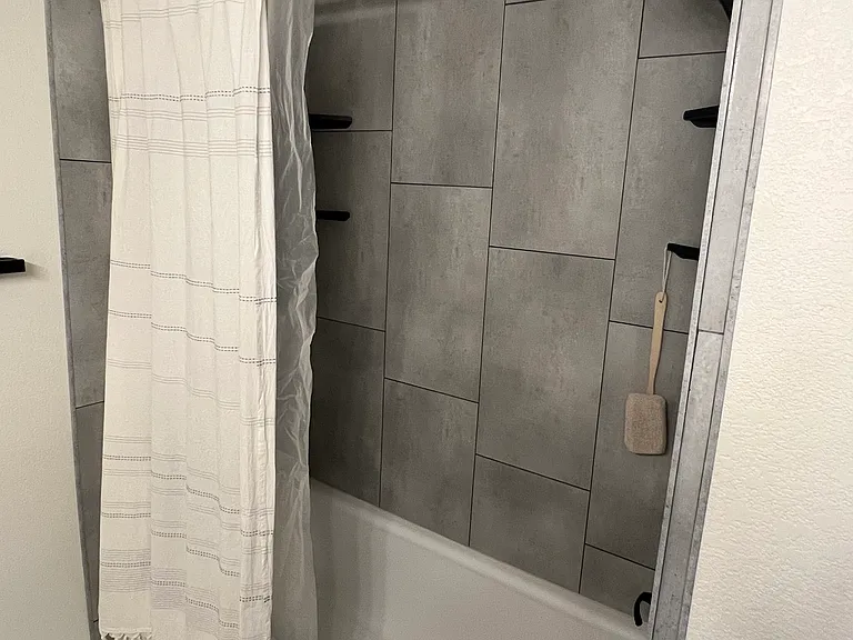 2815 Rigden Pkwy #4 — Photo 13