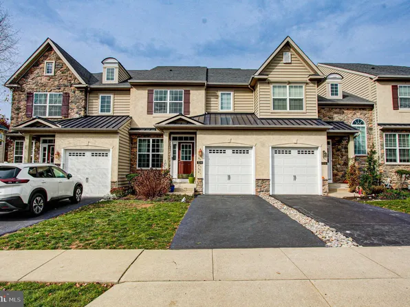 3244 Brookside Dr, Furlong, PA 18925