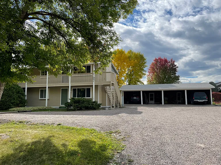 167 Indian Trail Rd — Photo 2