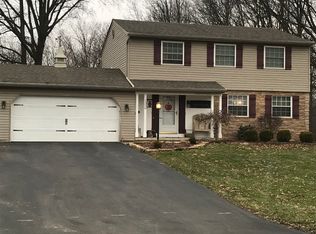1350 Northfield Dr, Mineral Ridge, OH