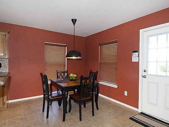 3rd image of 20622 Cottage Heath Ln
