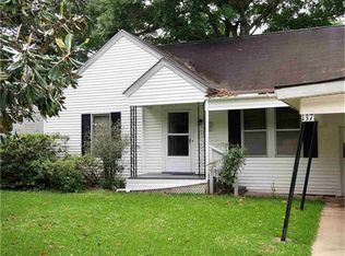 137 Hilldale Dr, Nederland, TX 77627