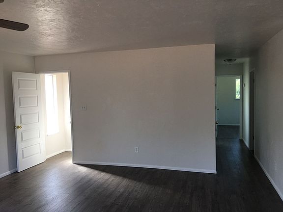 5th image of 9247 Fairway Dr