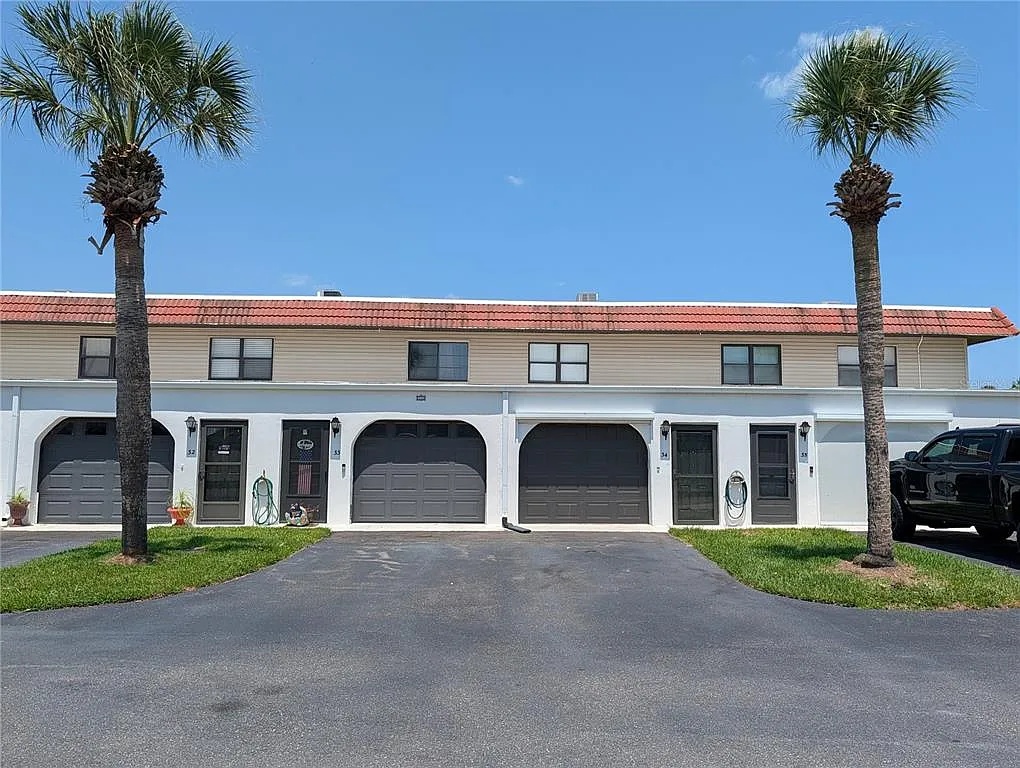 2 bed, 2.0 bath, 1184 sqft, $1,800 — Photo 1