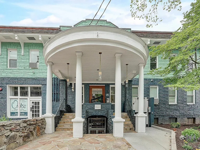 Highland Ave Ne Amenities-001 2