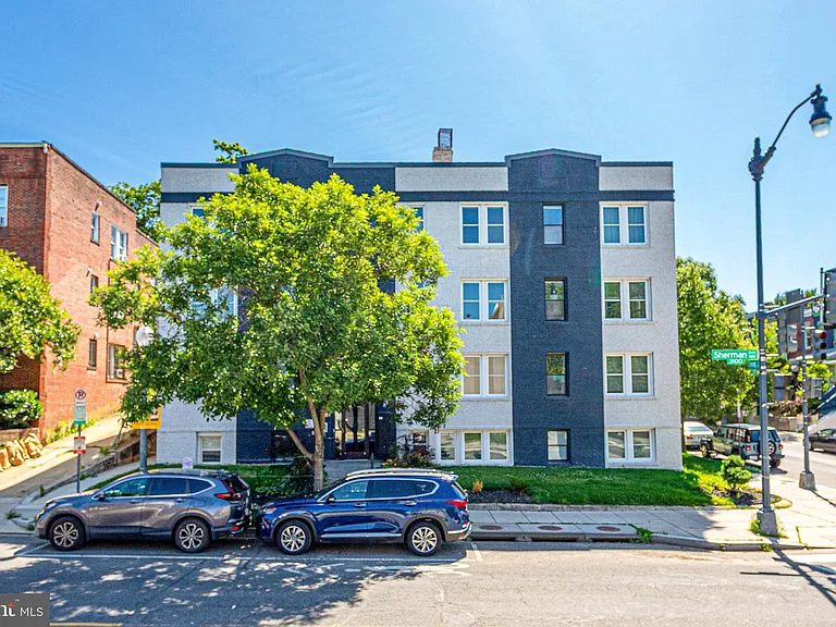 3101 Sherman Ave NW #301 — Photo 2