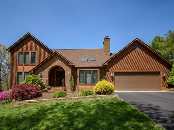 116 Countryside Ct, Blacksburg, VA 24060