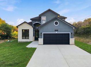 8228 UTOPIA BLVD, Selma, TX 78154