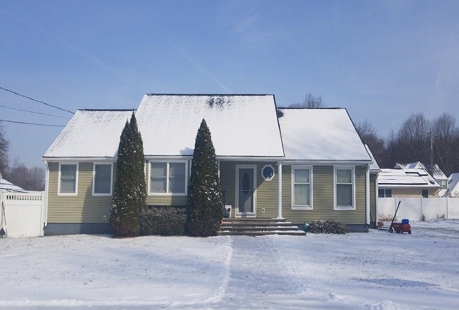 1st image of 4 Sanford Rd