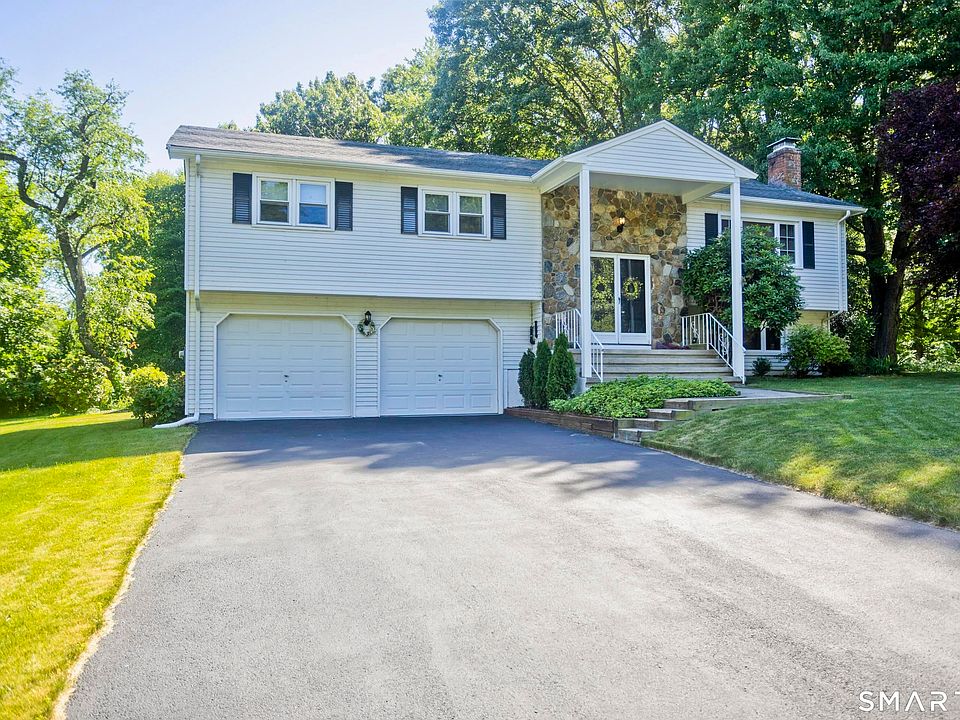 1st image of 288 Carriage Way