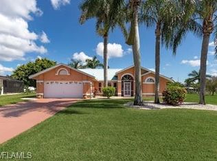 1617 SE 28th Ter, Cape Coral, FL 33904