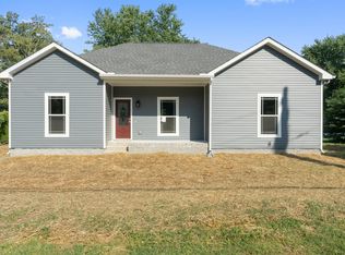 4201 Church St, Greenbrier, TN 37073