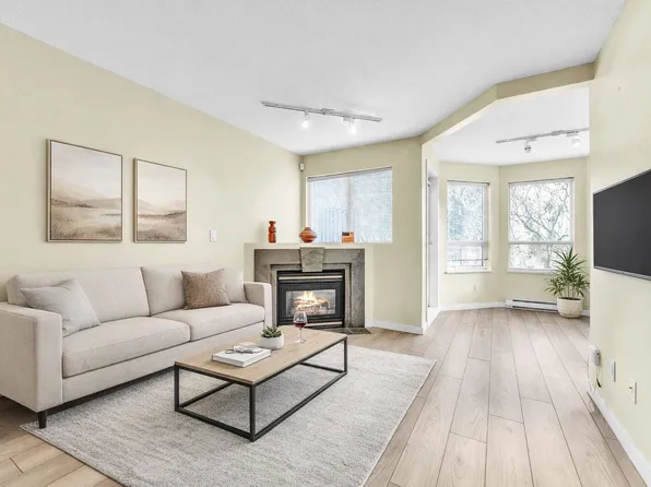 7383 Griffiths Dr #301, Burnaby, BC V5E 4M8