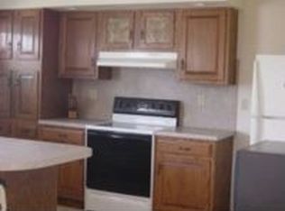 295 Feaster Rd, Chambersburg, PA 17202