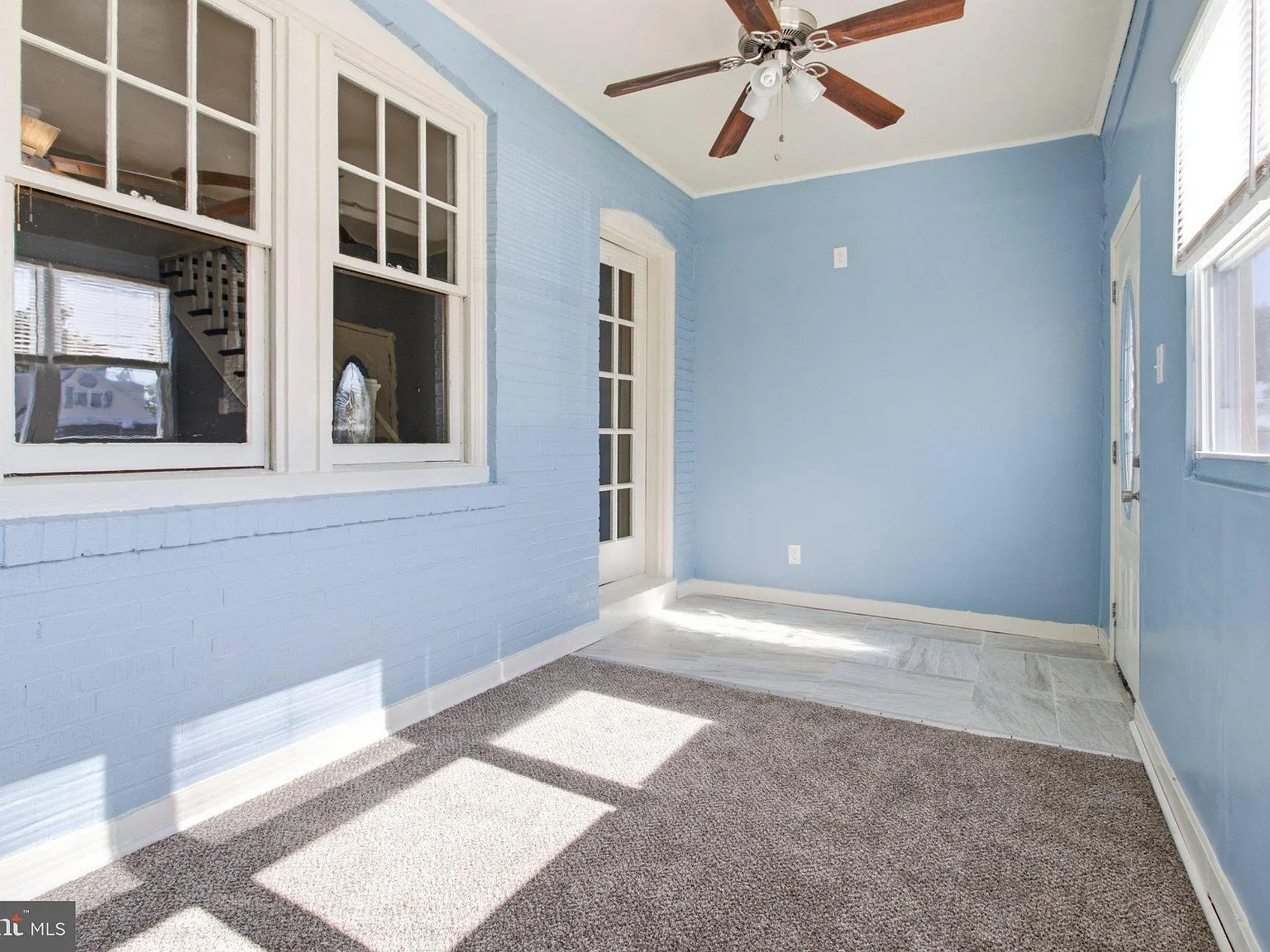 3 bed, 1.0 bath, 1040 sqft, $1,700 — Photo 3