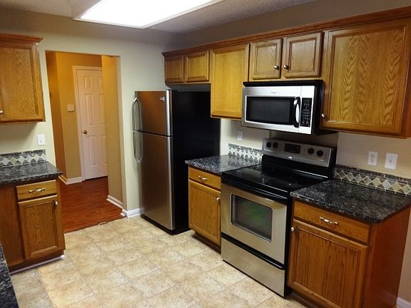 5th image of 2241 Jo Ann Dr