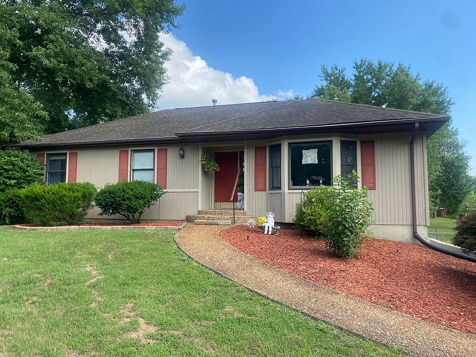 1st image of 842 Stardust Dr