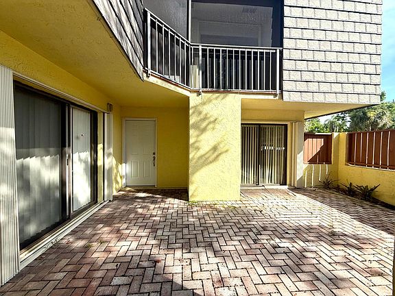 3rd image of 3100 SE Brook Street