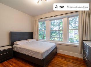 8 Walnut Park FLOOR 2, Roxbury, MA 02119