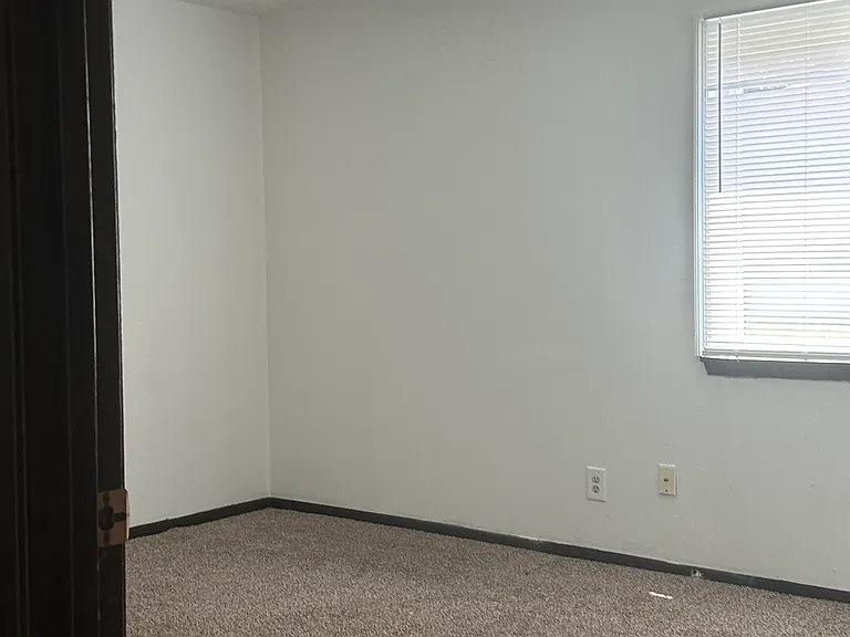 248 E Oak Cliff Ct #5 — Photo 12