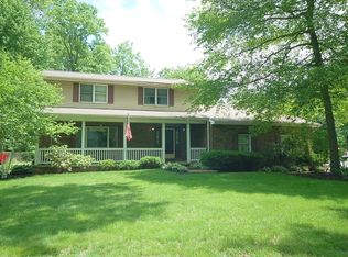 307 Greenbriar Dr, Cortland, OH