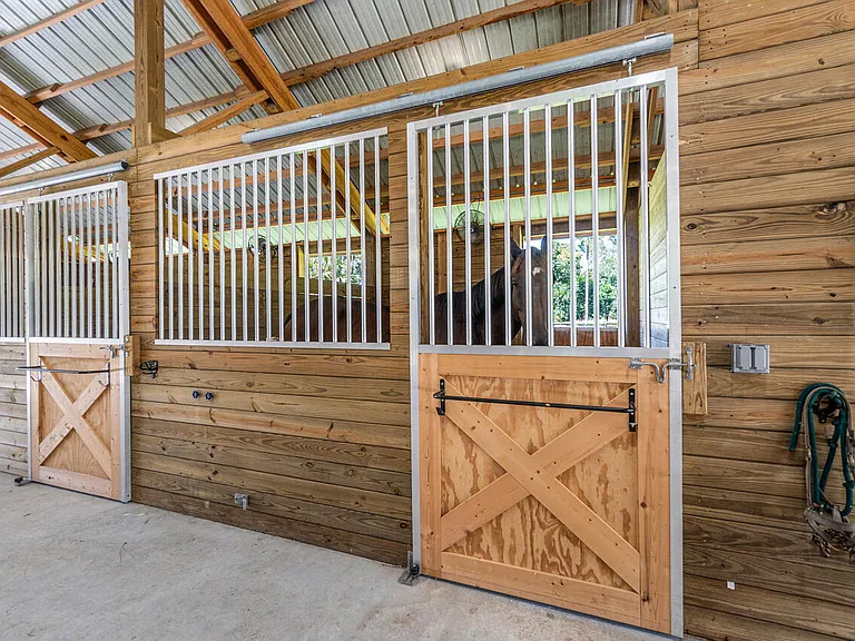 1835 Stallion Dr #STALLS — Photo 6