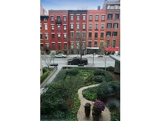 Sold by Corcoran | media 4