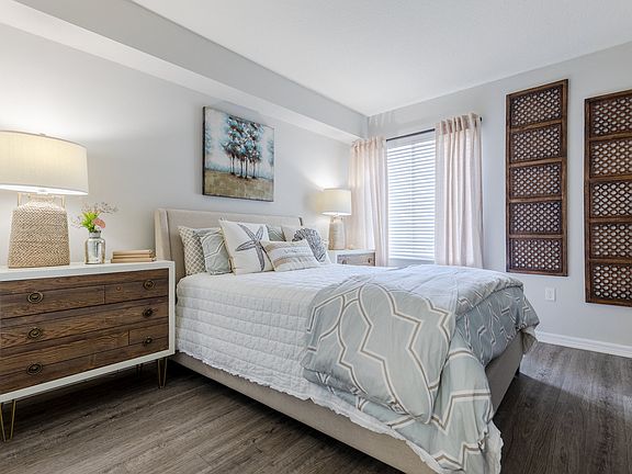 4th image of 1010 NW Fresco Way #5-304
