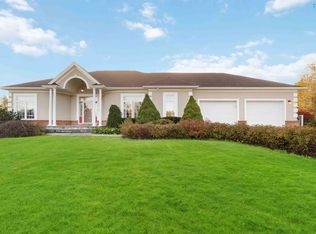 14 Taylor Dr, Windsor Junction, NS B2T1K7