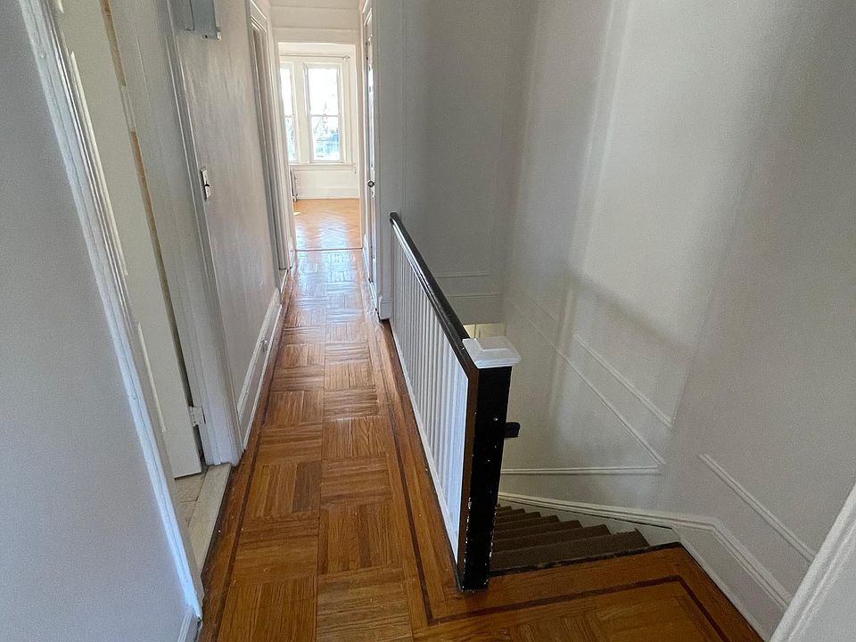 1st image of 7722 11th Ave Floor 2
