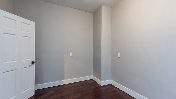 Rented by Nooklyn NYC LLC | media 16