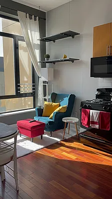 Rented by Thomas Brown, LREB | media 8