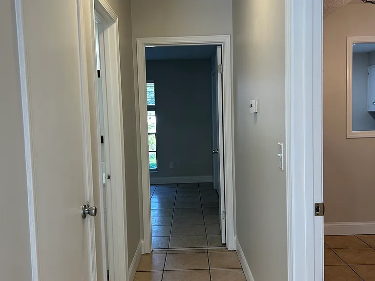 8101 Tippin Ave #F — Photo 15