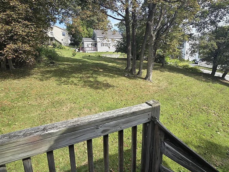 12 Edgeworth St #3 — Photo 11