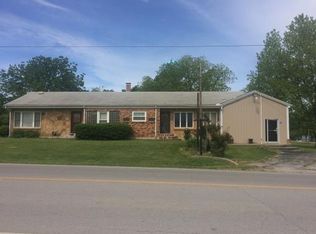 151 S Grand St, Greenfield, MO 65661