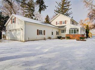 1837 Winter Rd, Grand Island, NY 14072
